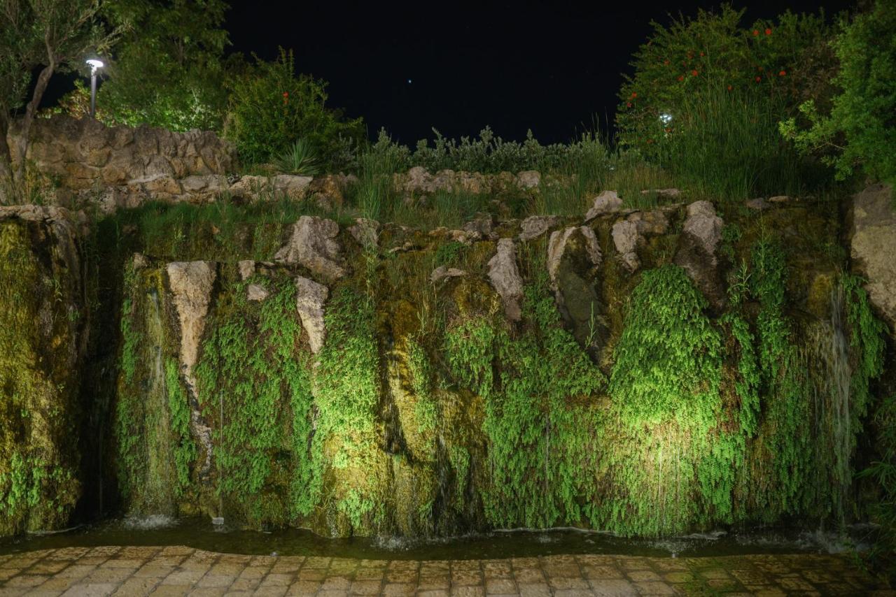 Grotta Palazzese Beach Hotel Polignano a Mare Exterior photo